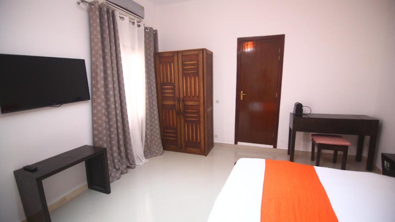Illiyin Boutique Hotel Dakar Bagian luar foto