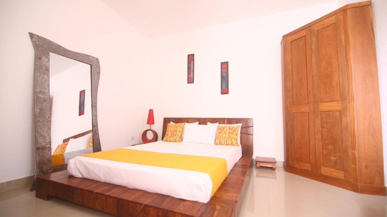 Illiyin Boutique Hotel Dakar Bagian luar foto