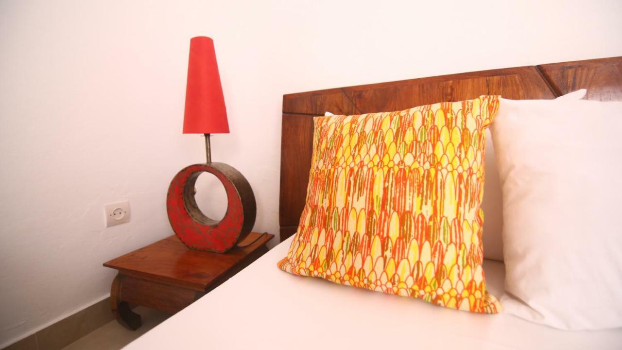 Illiyin Boutique Hotel Dakar Bagian luar foto