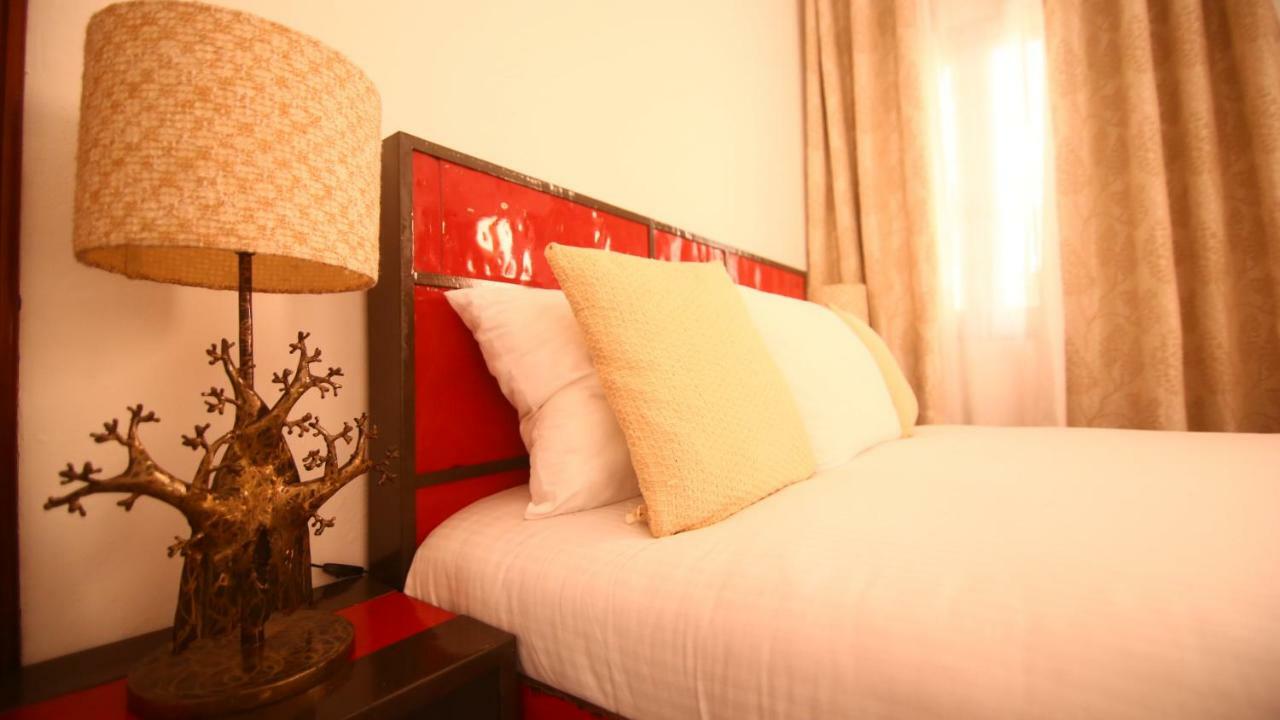 Illiyin Boutique Hotel Dakar Bagian luar foto